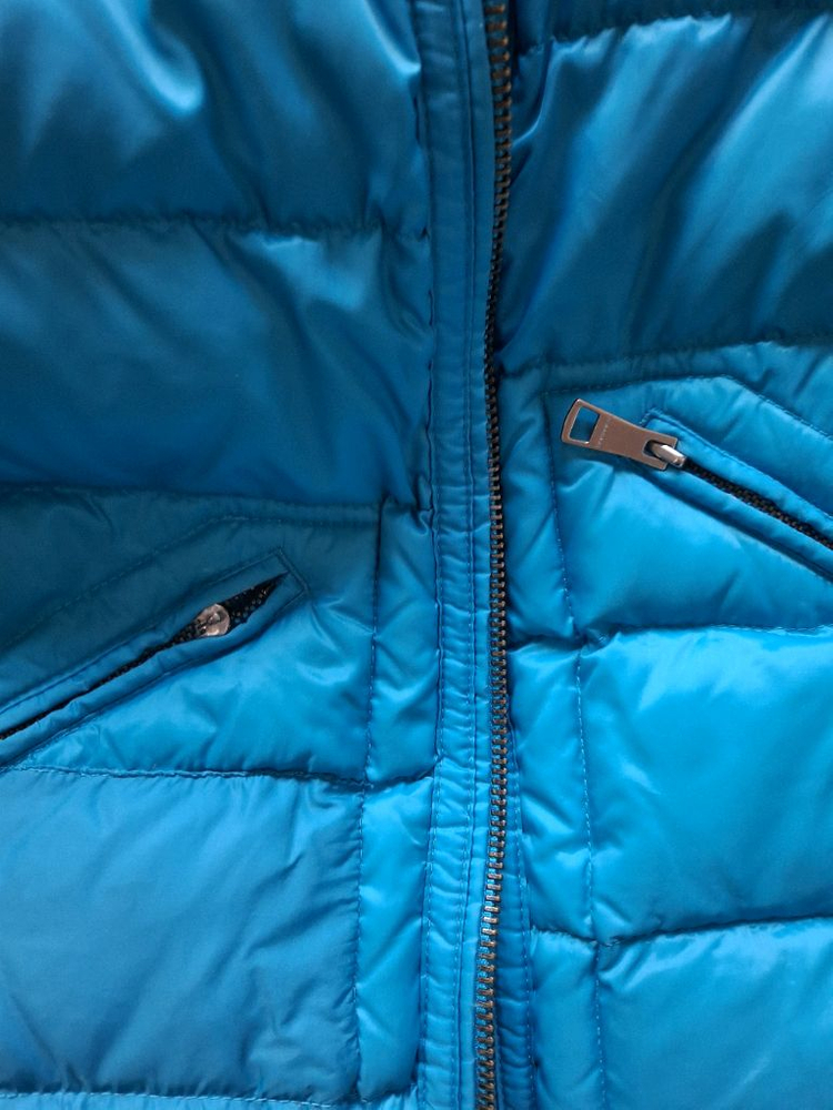 버버리 키즈 경량 패딩점퍼 14Y--3