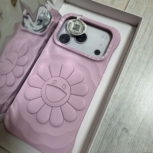 아이폰17프로 무라카미케이스 판매합니다 케이스티파이