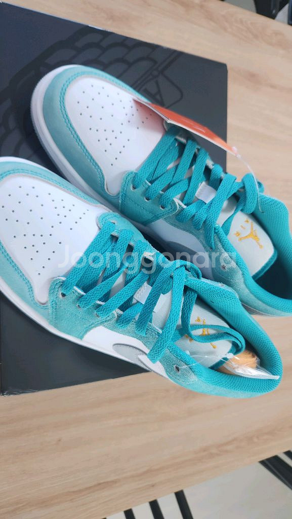 나이키 에어조던 1 로우 에메랄드--1