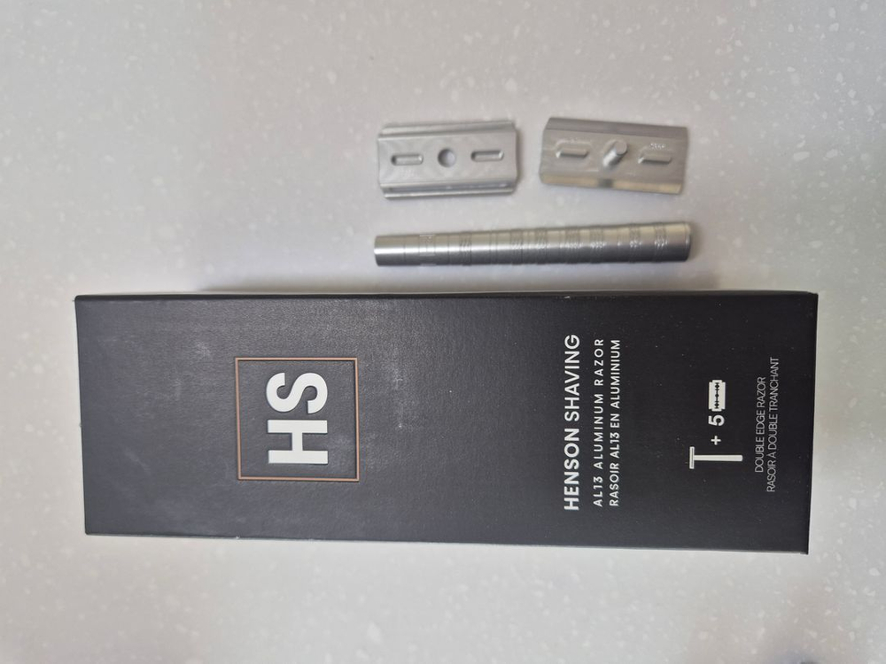 면도기 몇 개 팝니다. 안전면도기, 클래식면도기 이미지