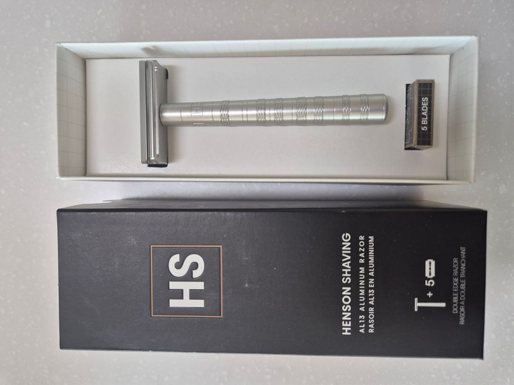 면도기 몇 개 팝니다. 안전면도기, 클래식면도기 이미지