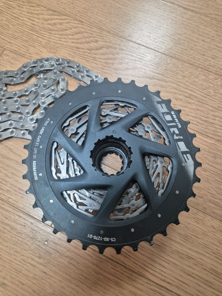 스램 포스 12단 스프라켓, 체인 판매합니다.--2