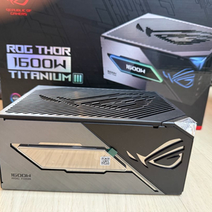 ASUS 1600w thor iii 판매합니다(추가케이블증정)