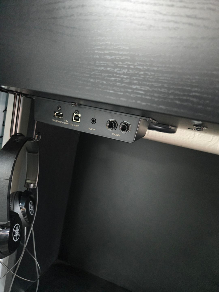 야마하CLP-845 디지털피아노 이미지