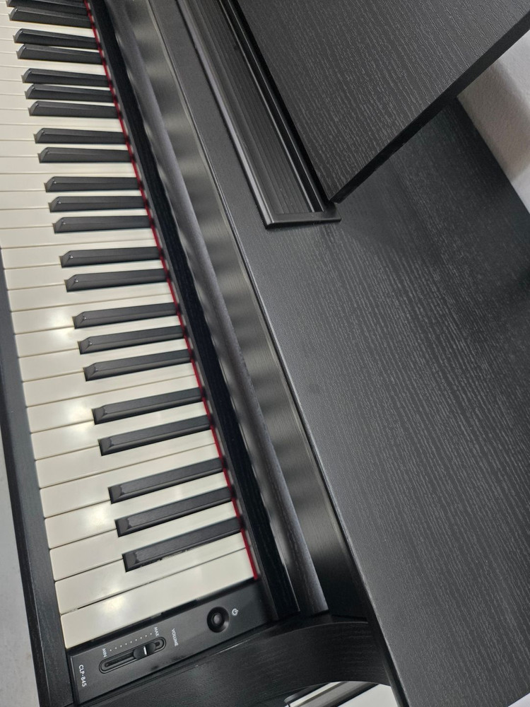 야마하CLP-845 디지털피아노 이미지