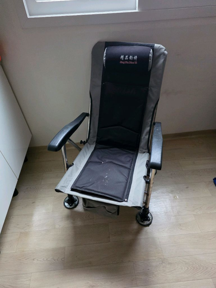 낚시좌대 의자 텐트 이미지