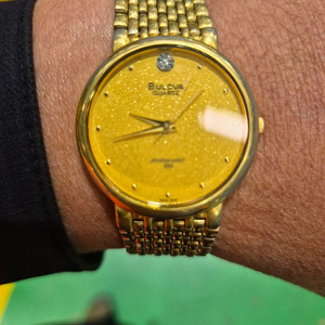 부로바 암바싸더 쿼츠 남녀공용