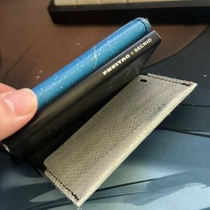 프라이탁 시크리드 지갑