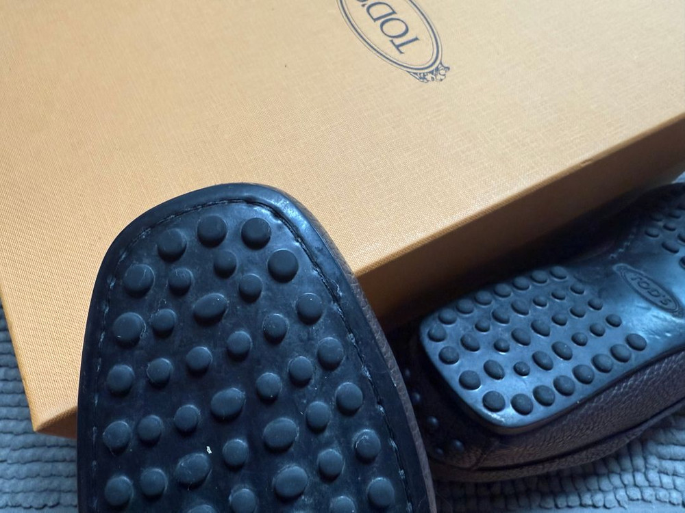 토즈 정품 드라이빙 슈즈 로퍼 6 사이즈 (250-255) 팝니다. 풀박--8