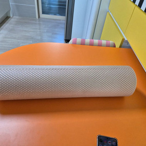 베이지색 폼롤러 600