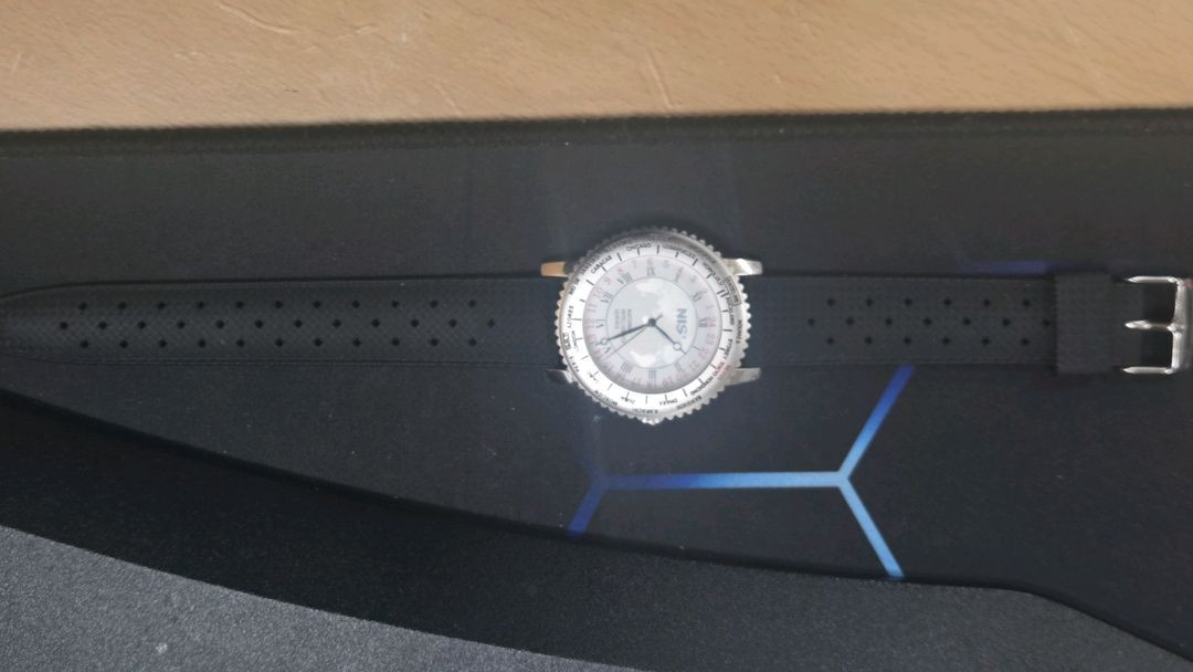 NIS 시계 이미지