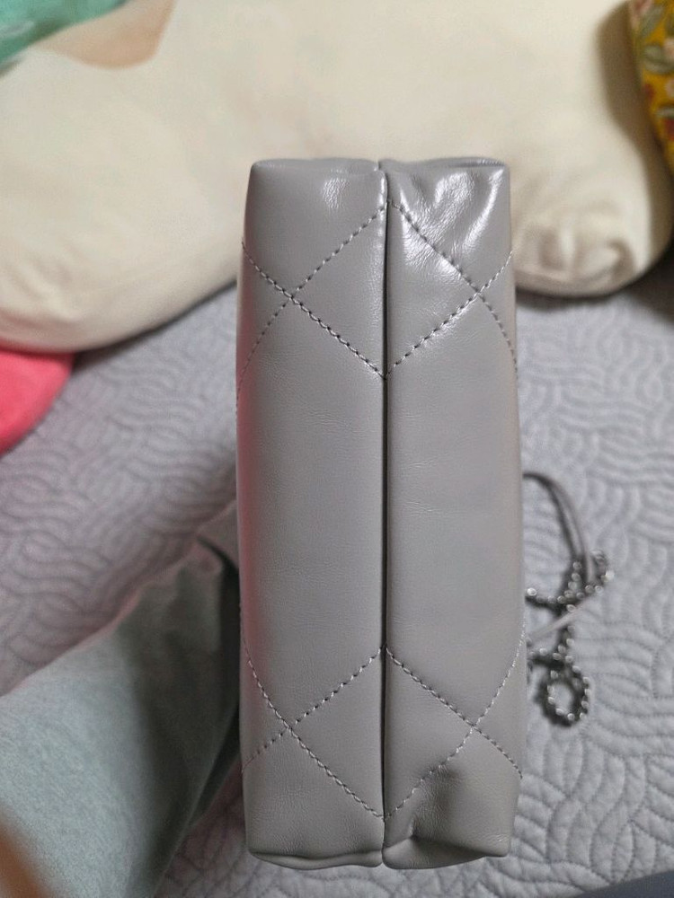 샤넬22미니 그레이 은장--8