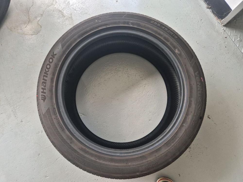 255 45 19 한국 벤투스 S2 AS 한대분--1