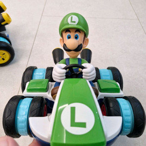 가격내림) 닌텐도 마리오카트 루이지 RC카 18988