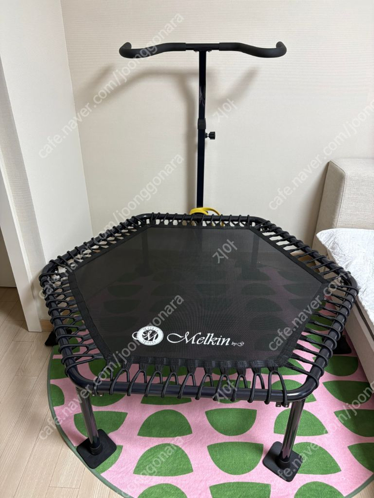 멜킨 트램폴린 이미지