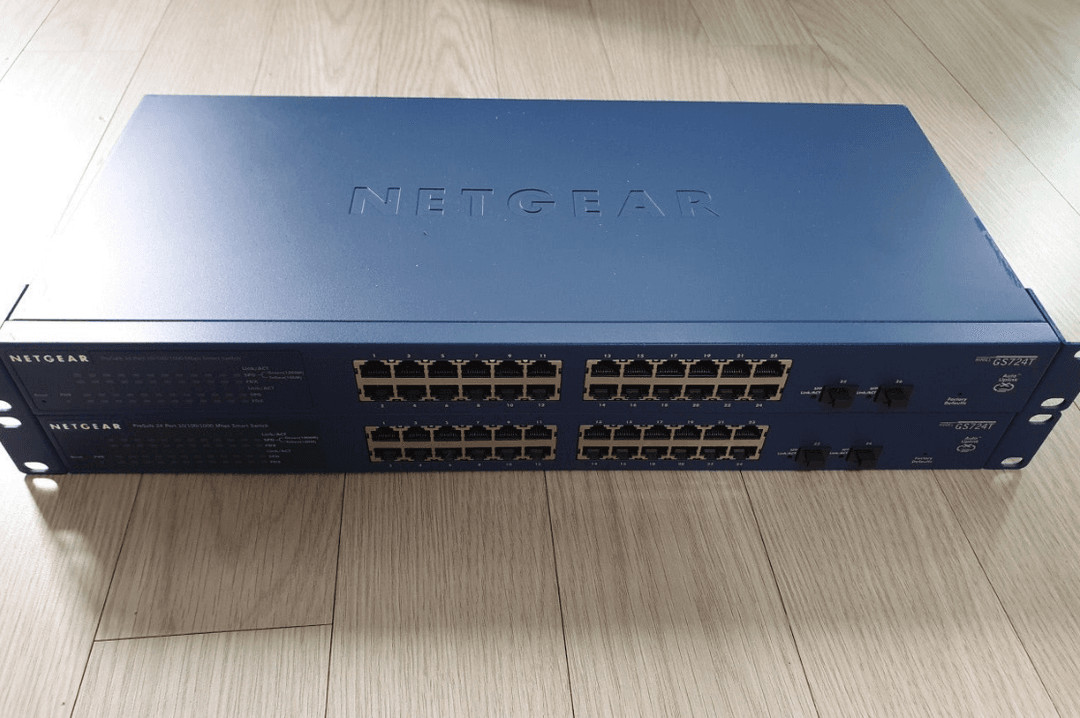 넷기어 GS324, JGS524v2 - 24포트 기가비트 스위칭 허브--2