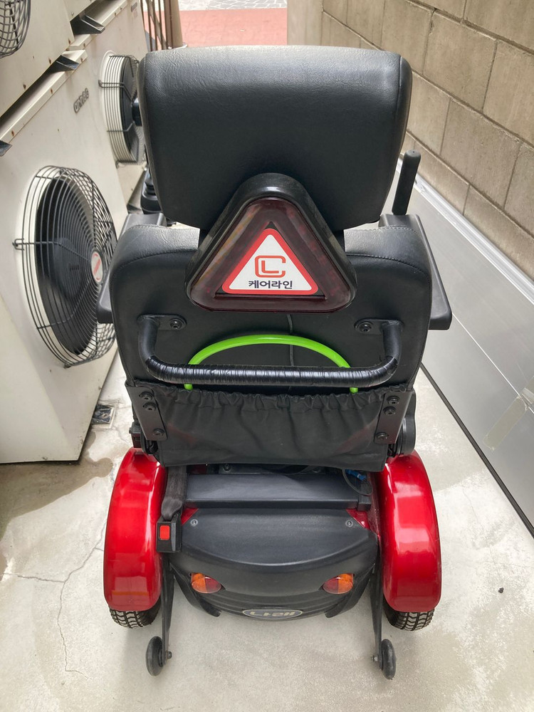 케어라인 나래 S100 자동 휠체어--1