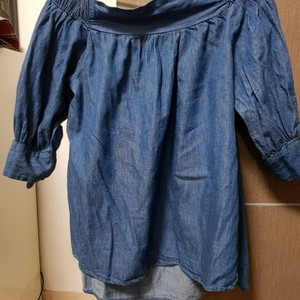 여성 의류 판매합니다. 이미지