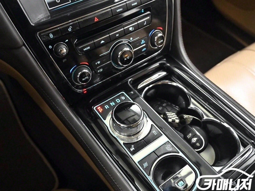 [재규어]XJ (X351) 3.0 SC 프리미엄 럭셔리 LWB #2026년특가--7