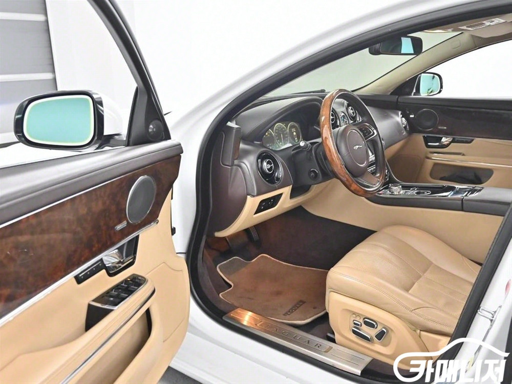 [재규어]XJ (X351) 3.0 SC 프리미엄 럭셔리 LWB #2026년특가--9