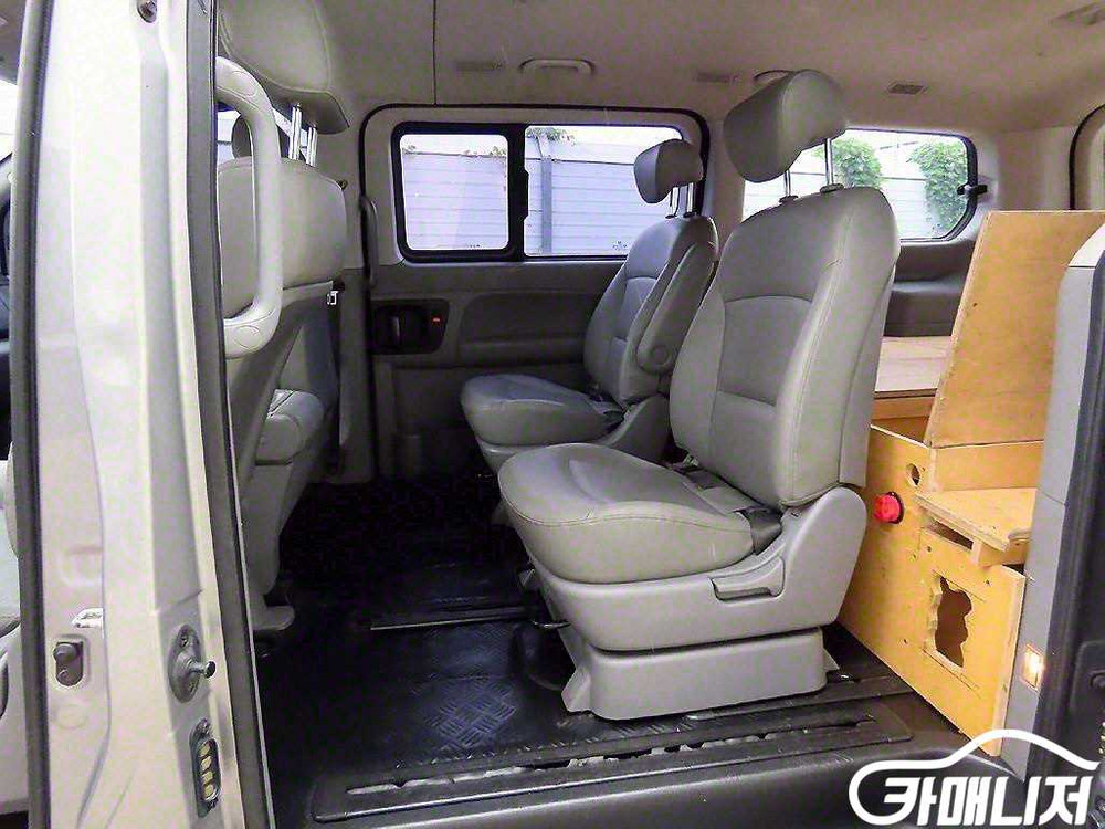 [현대]그랜드 스타렉스 밴 5인승 CVX 럭셔리 (5인승) #2026년특가--5