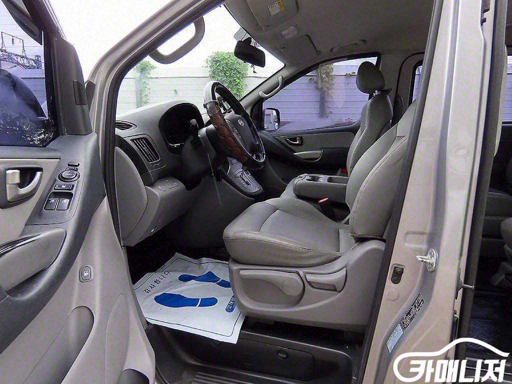 [현대]그랜드 스타렉스 밴 5인승 CVX 럭셔리 (5인승) #2026년특가--4