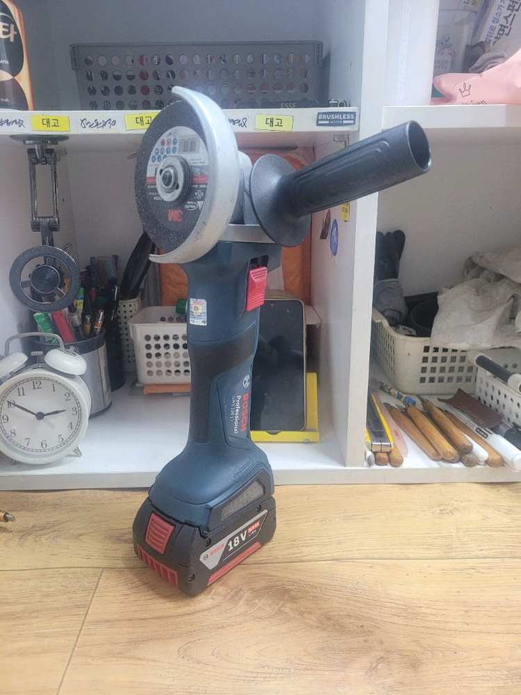 보쉬충전그라인더 GWS 18V-7브러쉬리스 S급 완세트 이미지