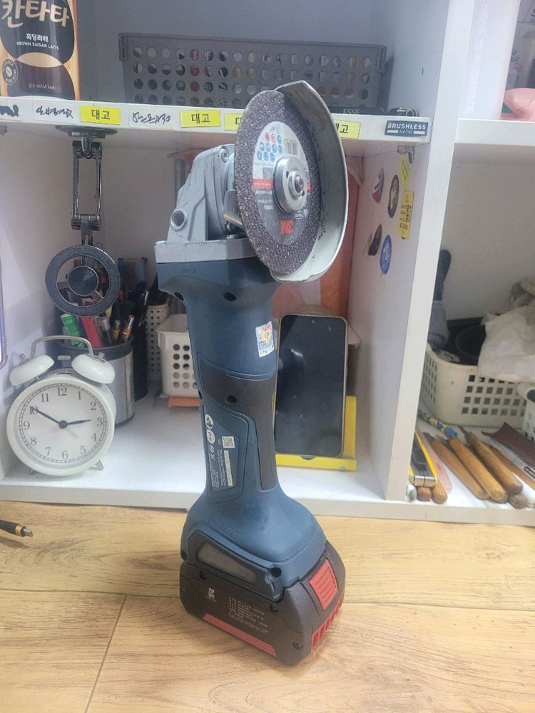보쉬충전그라인더 GWS 18V-7브러쉬리스 S급 완세트 이미지