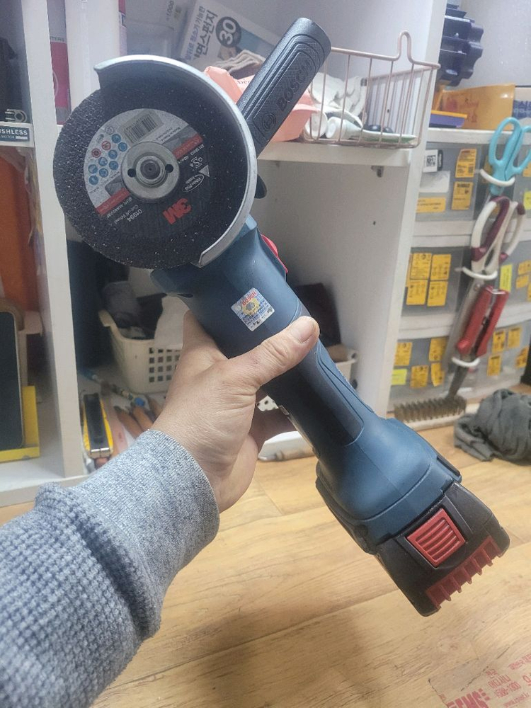 보쉬충전그라인더 GWS 18V-7브러쉬리스 S급 완세트 이미지