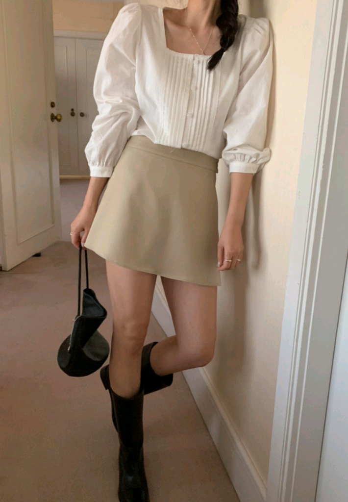 멜라운지 핀턱 블라우스 새상품--3