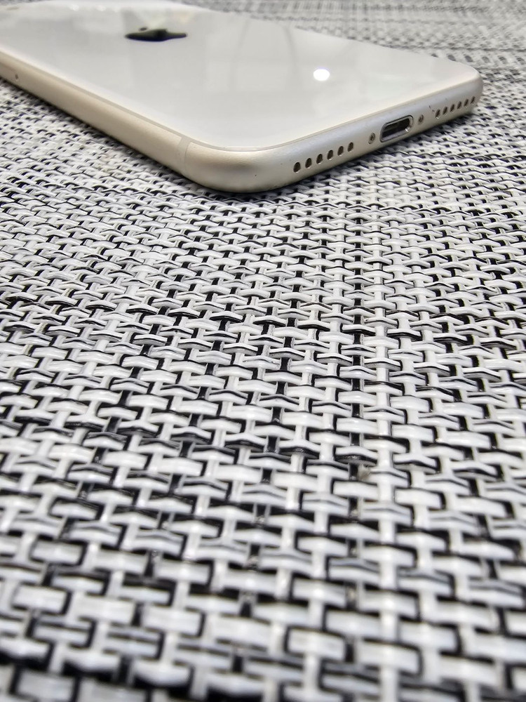 (특SSS급) 아이폰 SE3 128G 스타라이트 배터리100% 액정무기스 정상해지공기계 검수완료 35만팝니다@ 이미지