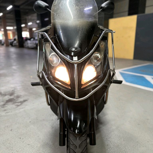 킴코 다운타운 300 2만km 1인신조 무사고 배달 스쿠터 오토바이 조이맥스 보이져 nmax pcx 크루심