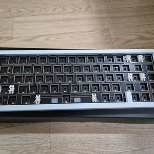 nut65 베어본 유무선키보드 화이트