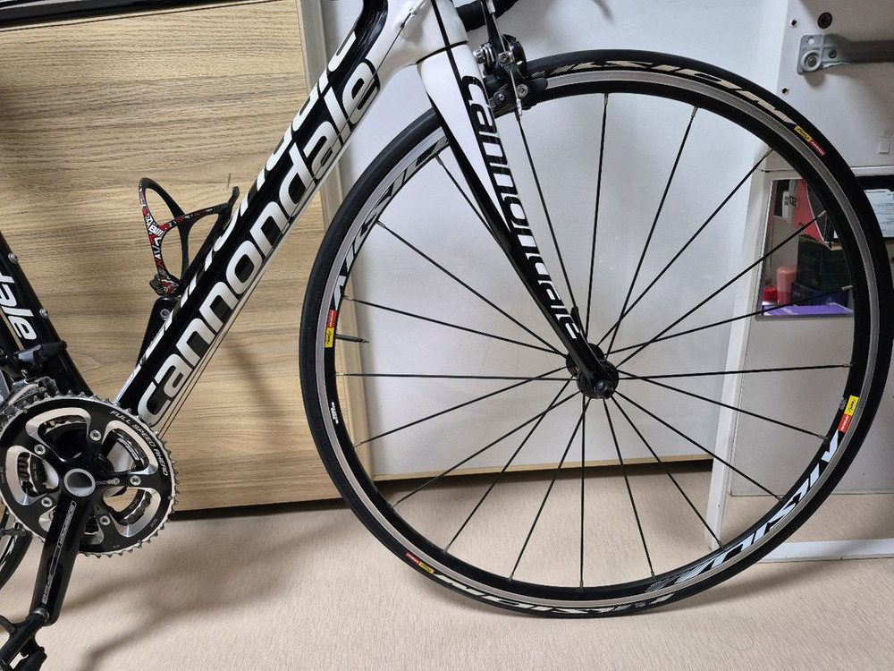 캐논데일 SuperSix 풀카본 105 로드 자전거--3