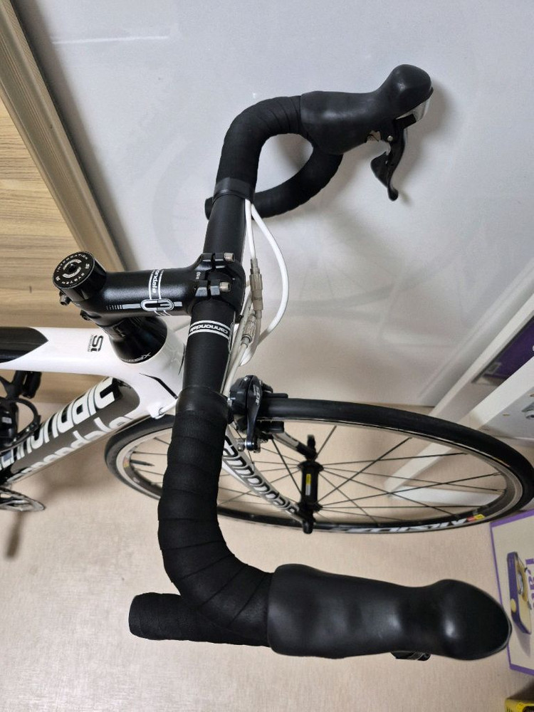 캐논데일 SuperSix 풀카본 105 로드 자전거--5