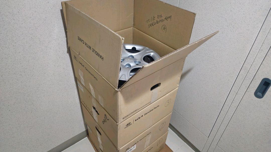 2026년식 모닝 스틸 휠(커버포함) 이미지