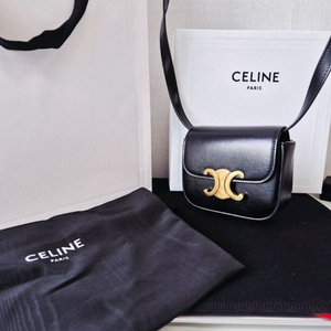 셀린느 트리옹프 미니 블랙 크로스백