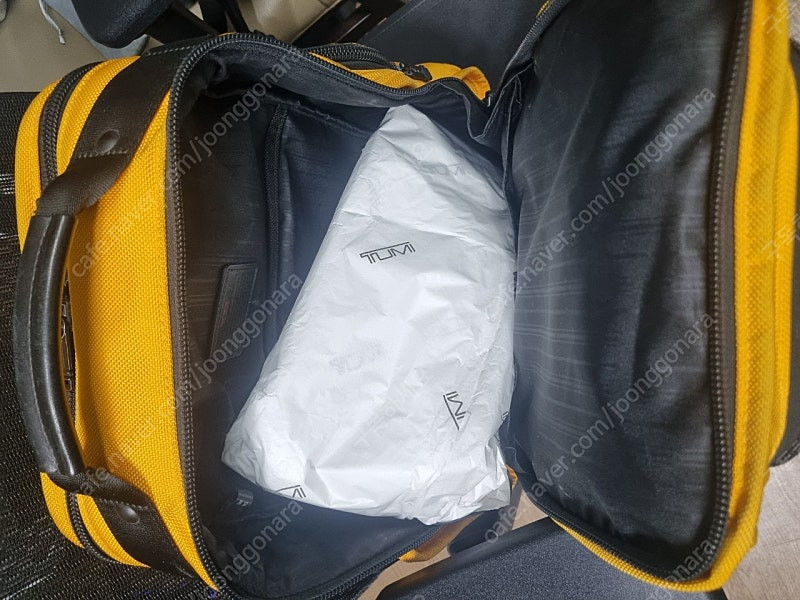 투미 브리프 백팩 한정판 이미지