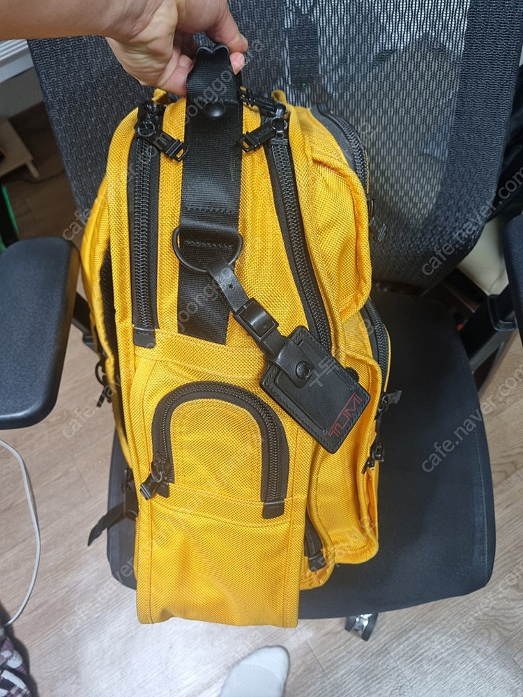 투미 브리프 백팩 한정판 이미지