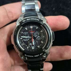 급처 올드 지샥 MTG-1000 전파수신 태양열충전 200M 방수 시계 이미지