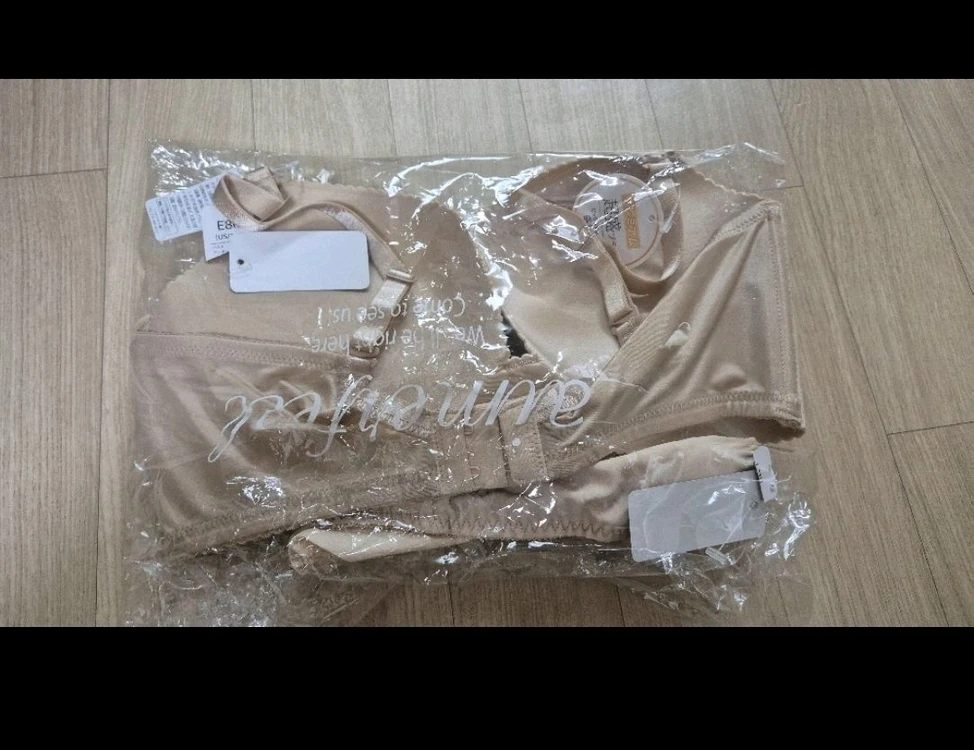 에메필 노와이어 브라세트 이미지