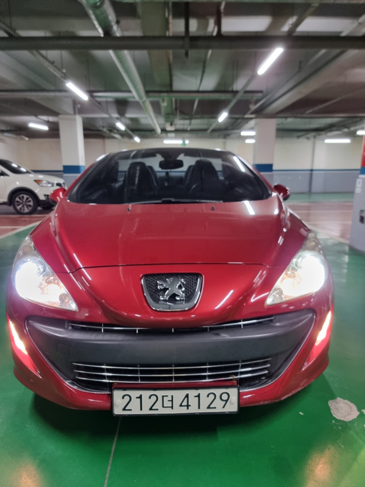 18인치 푸조308CC 볼보 PCD108 4홀 휠타이어 40만원 이미지