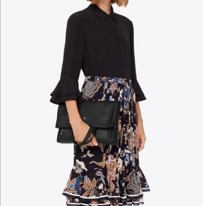 [토리버치]하프문 폴드 오버 크로스바디