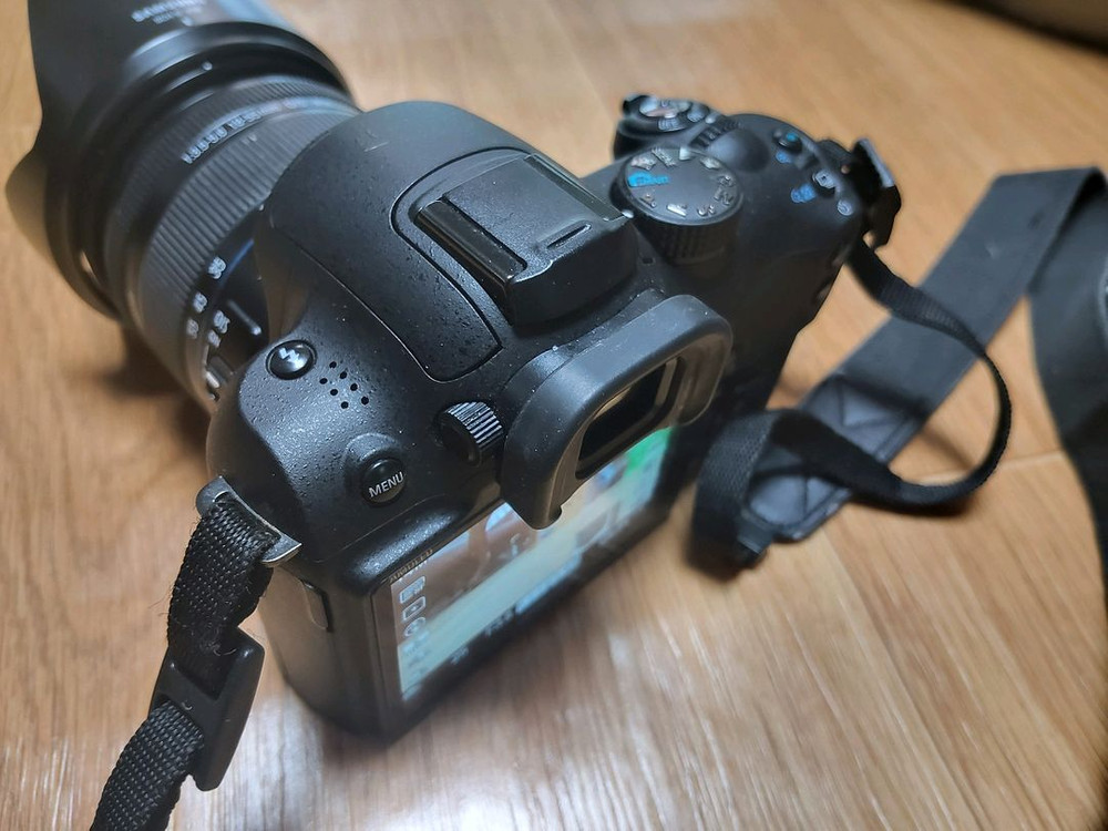 삼성 NX10 카메라와 18-55mm 렌즈--6