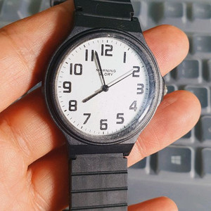 모닝글로리 시계