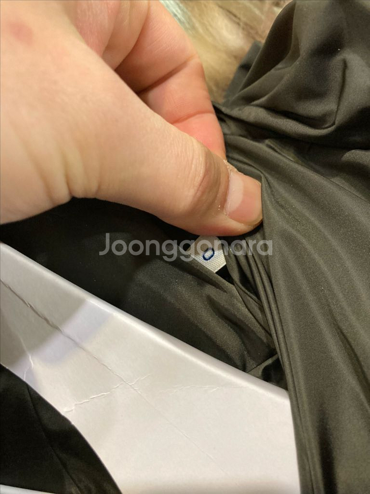 몽클레어 클로에 카키 패딩 0사이즈--8