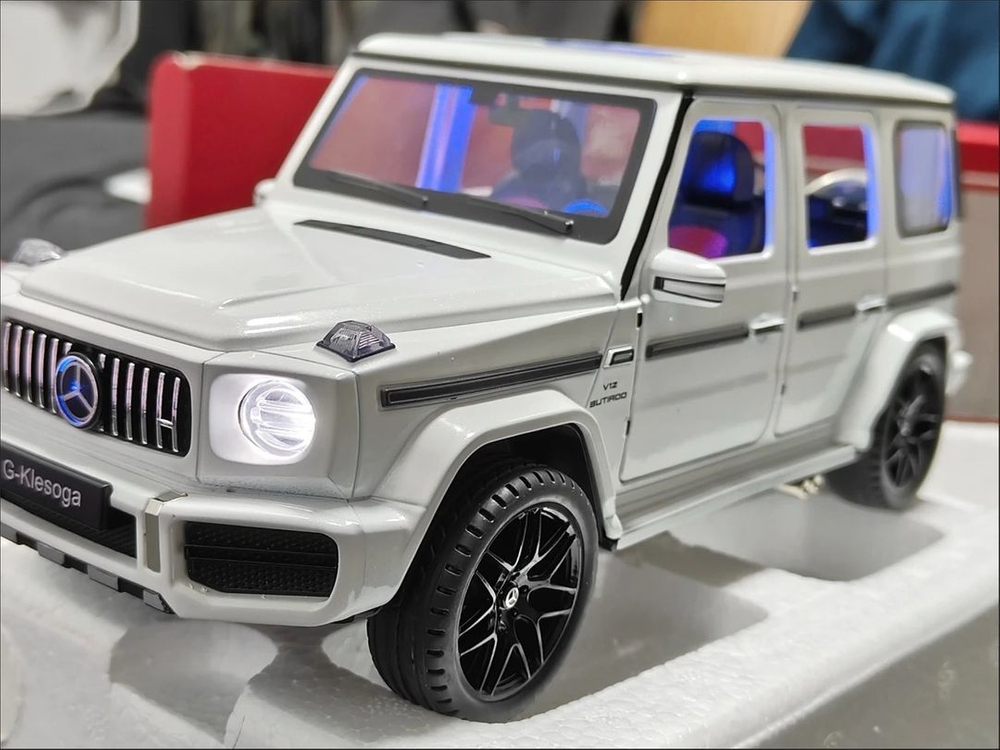 벤츠 지바겐 G63 AMG 다이캐스트 118모형4개 개 이미지