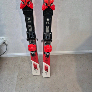 165cm 아토믹 스키부츠.아토믹 260ㅡ265세트.에이급 부츠.스키복상하.장갑