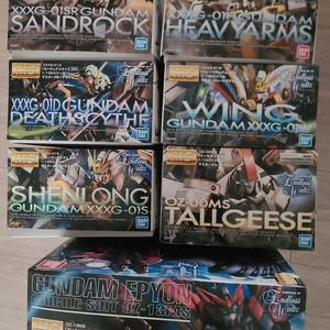반다이 MG 샌드록 & 데스사이즈 & 셴롱 & 헤비암즈 & 윙 건담 & 톨기스 & 에피온 - (EW)