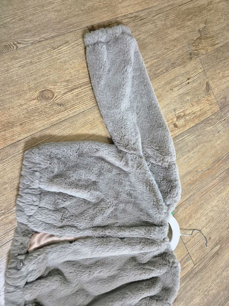 룰라비 퍼 맨투맨 자켓--2